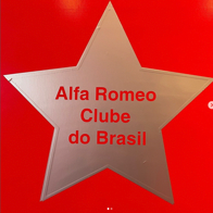 Alfa Romeo Clube do Brazil nas paredes do Museo Fratelli Cozzi
